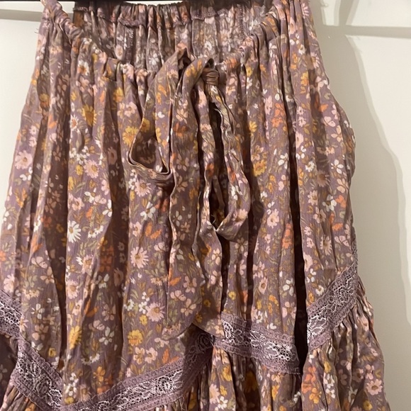 ILLA ILLA Floral Layered Blouse in Purple and Tan Size S - Picture 5 of 6